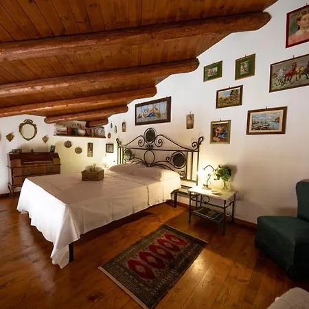 Apartment Familyholidays La Finestra Di Fronte Cefalu
