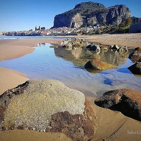 Familyholidays La Finestra Di Fronte * Cefalu