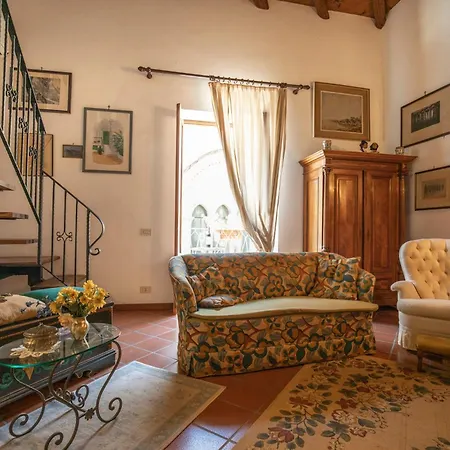 Familyholidays La Finestra Di Fronte Cefalu