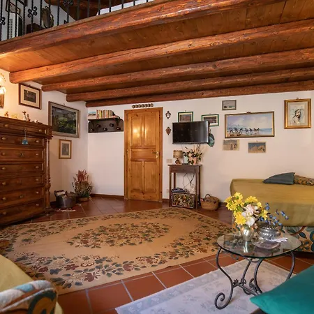 Apartment Familyholidays La Finestra Di Fronte Cefalu